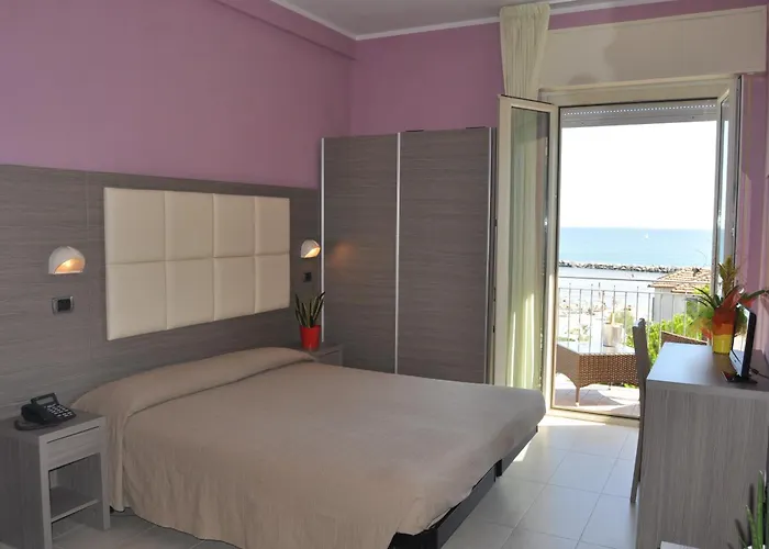 Playa 3* ريميني