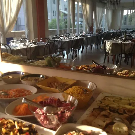 Ξενοδοχείο Playa 3*