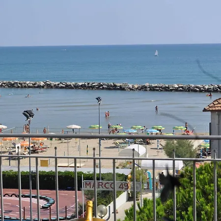 Playa Ξενοδοχείο